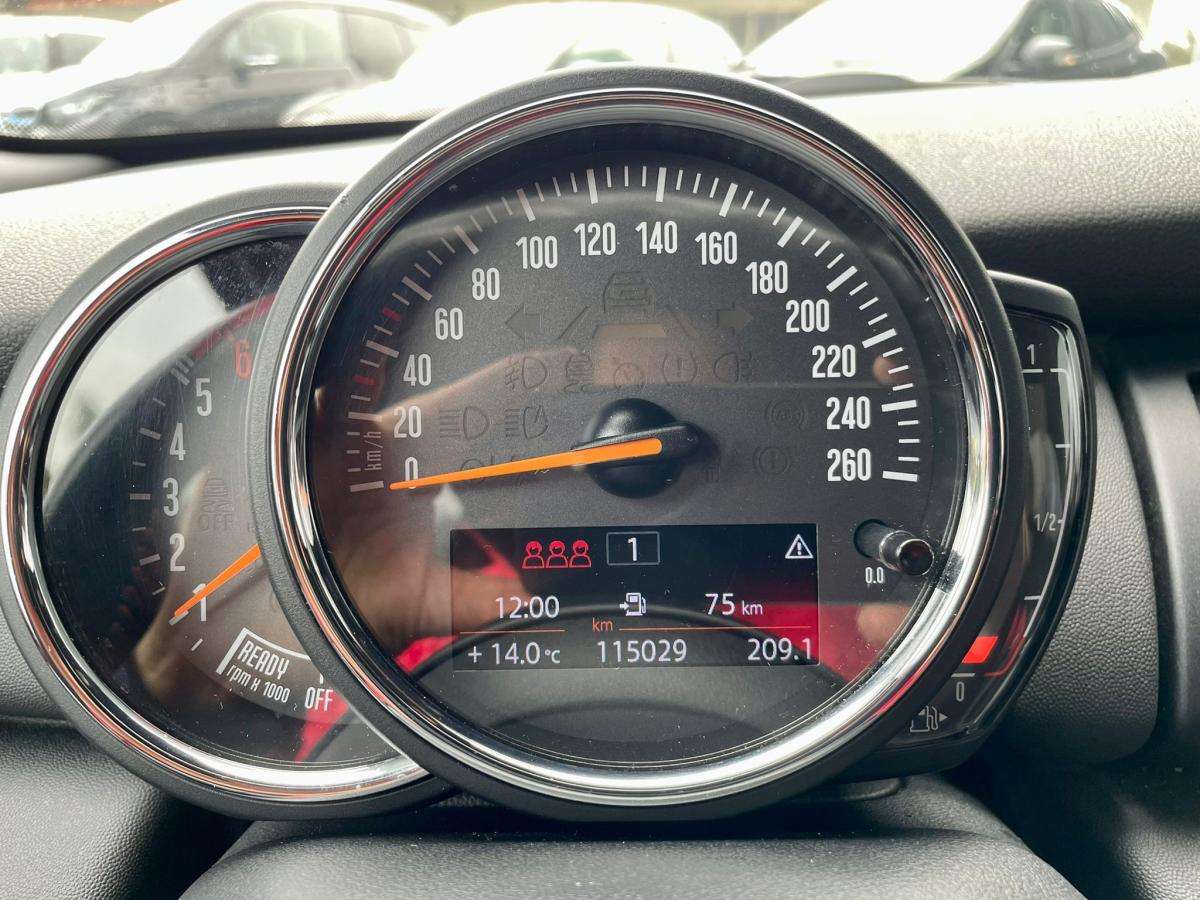 mini-one-2019-diesel-1496cc