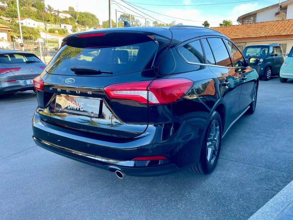 ford-focus-sw-2019-gasolina-999cc