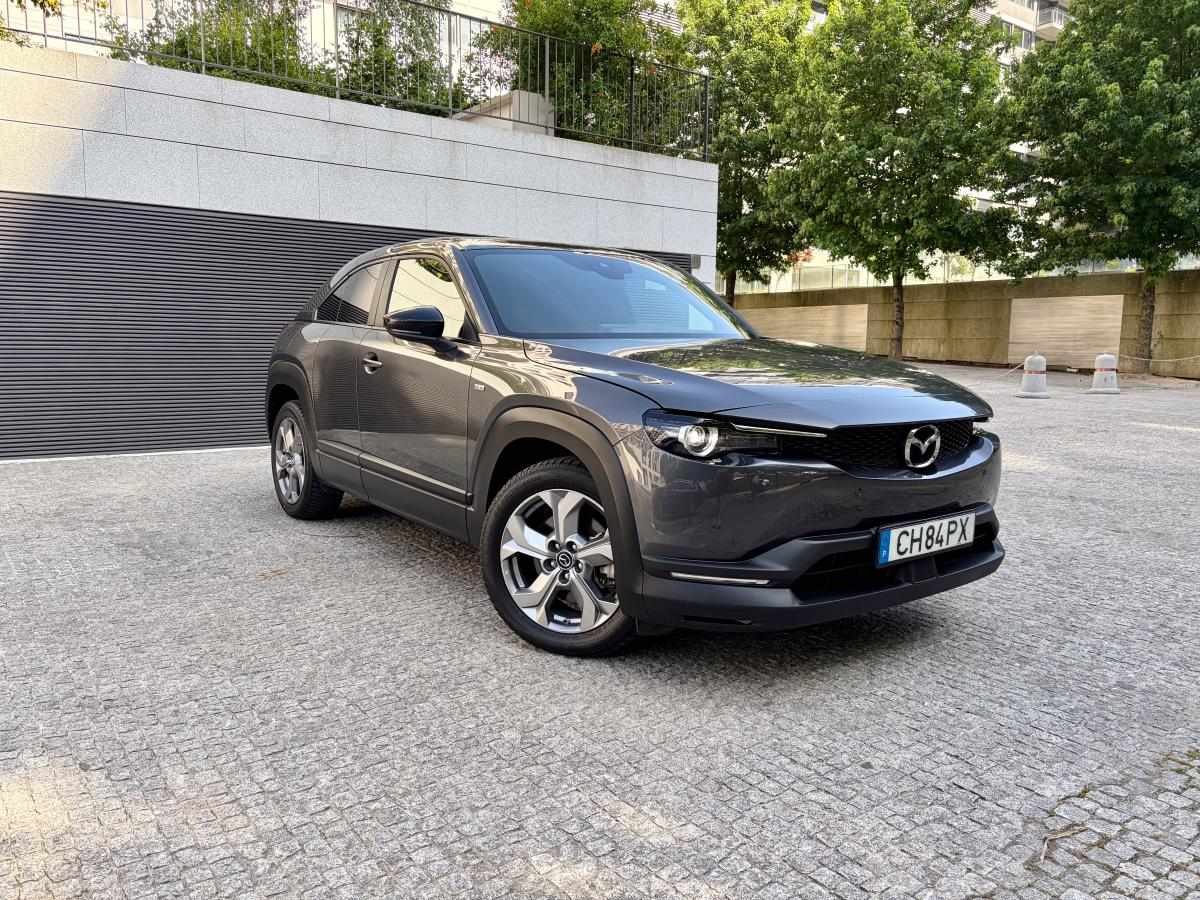 mazda-mx-30-0-8-e-skyactiv-r-ev-2023-eletrico-1660cc