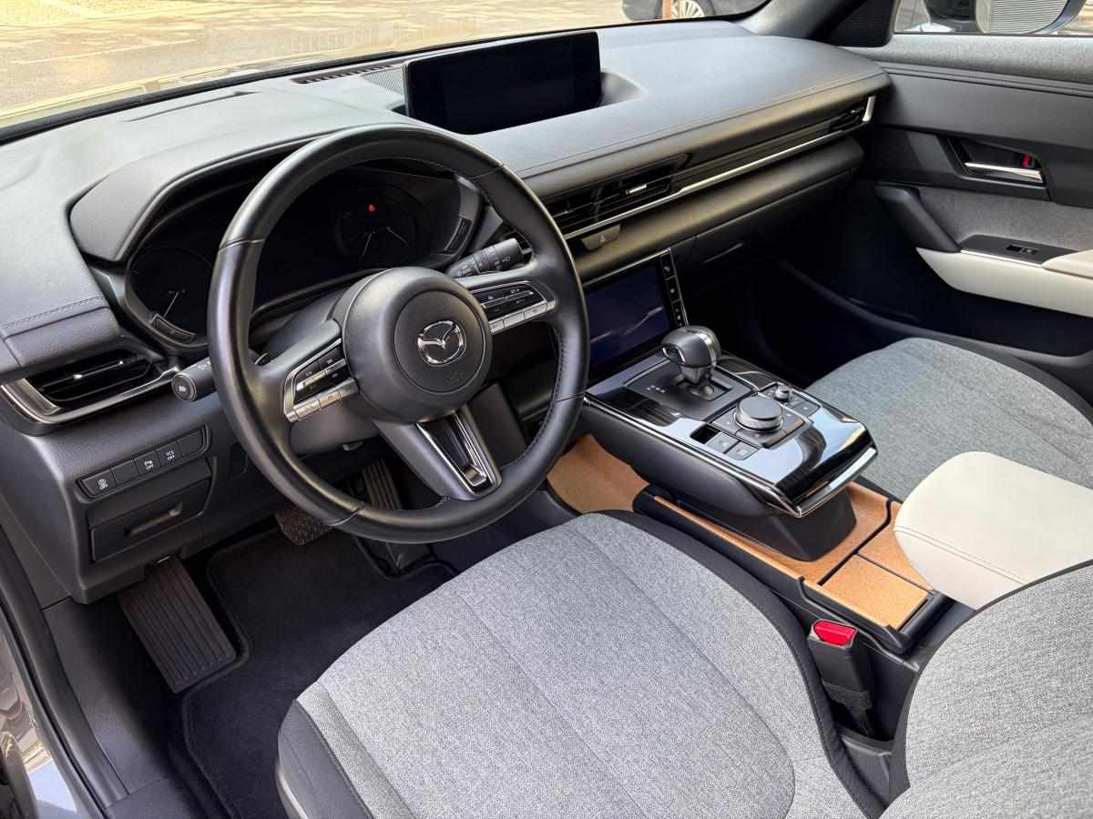 mazda-mx-30-0-8-e-skyactiv-r-ev-2023-eletrico-1660cc