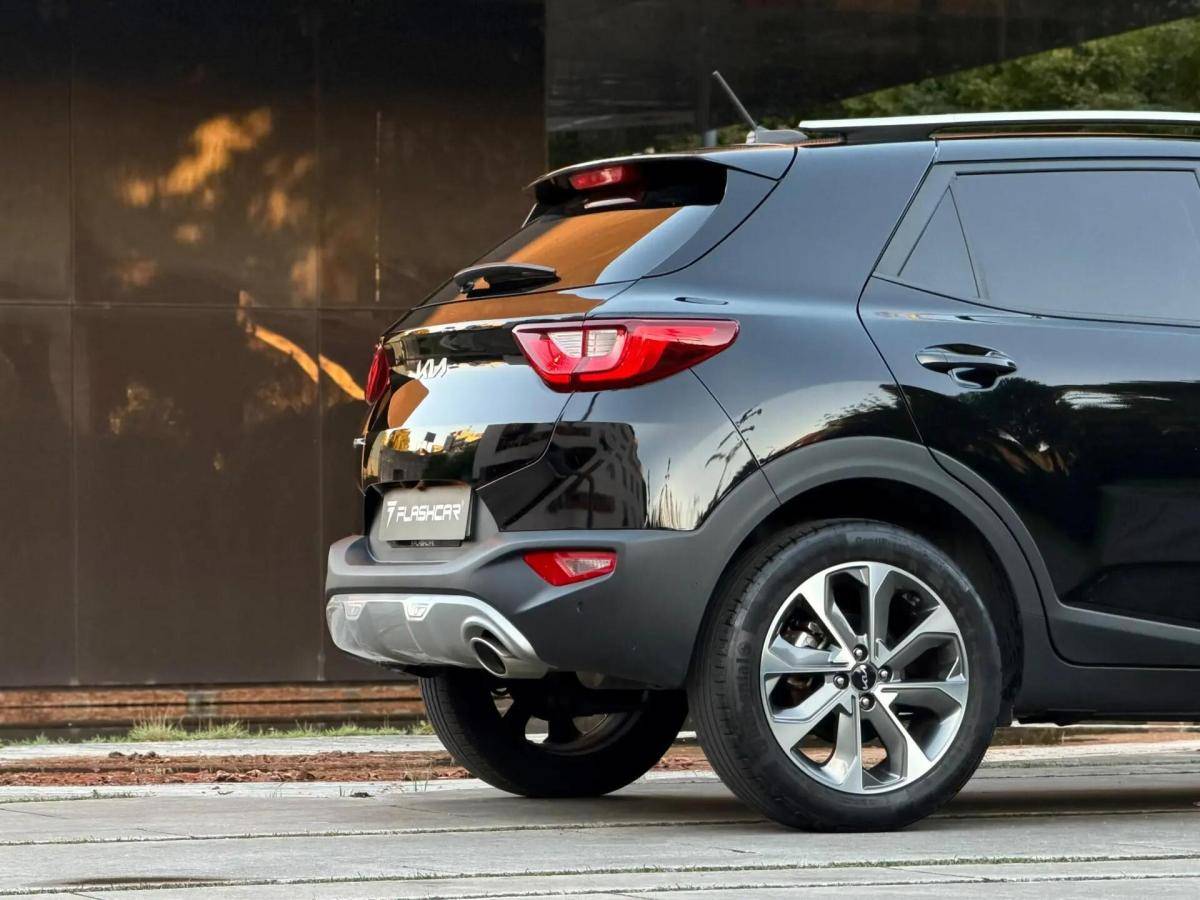 kia-stonic-2022-gasolina-999cc
