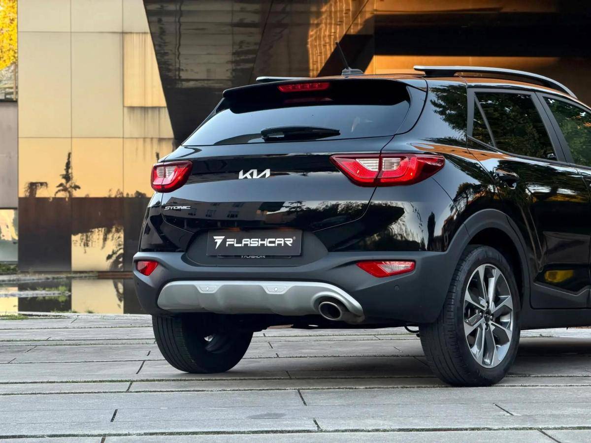 kia-stonic-2022-gasolina-999cc