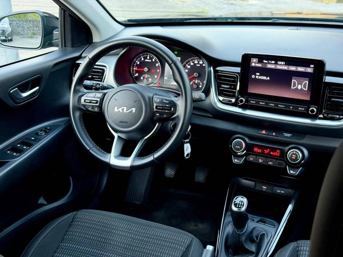 kia-stonic-2022-gasolina-999cc
