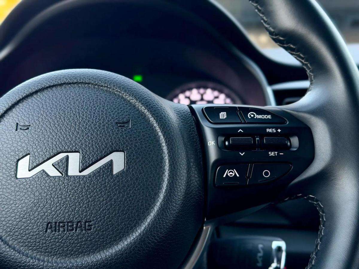 kia-stonic-2022-gasolina-999cc
