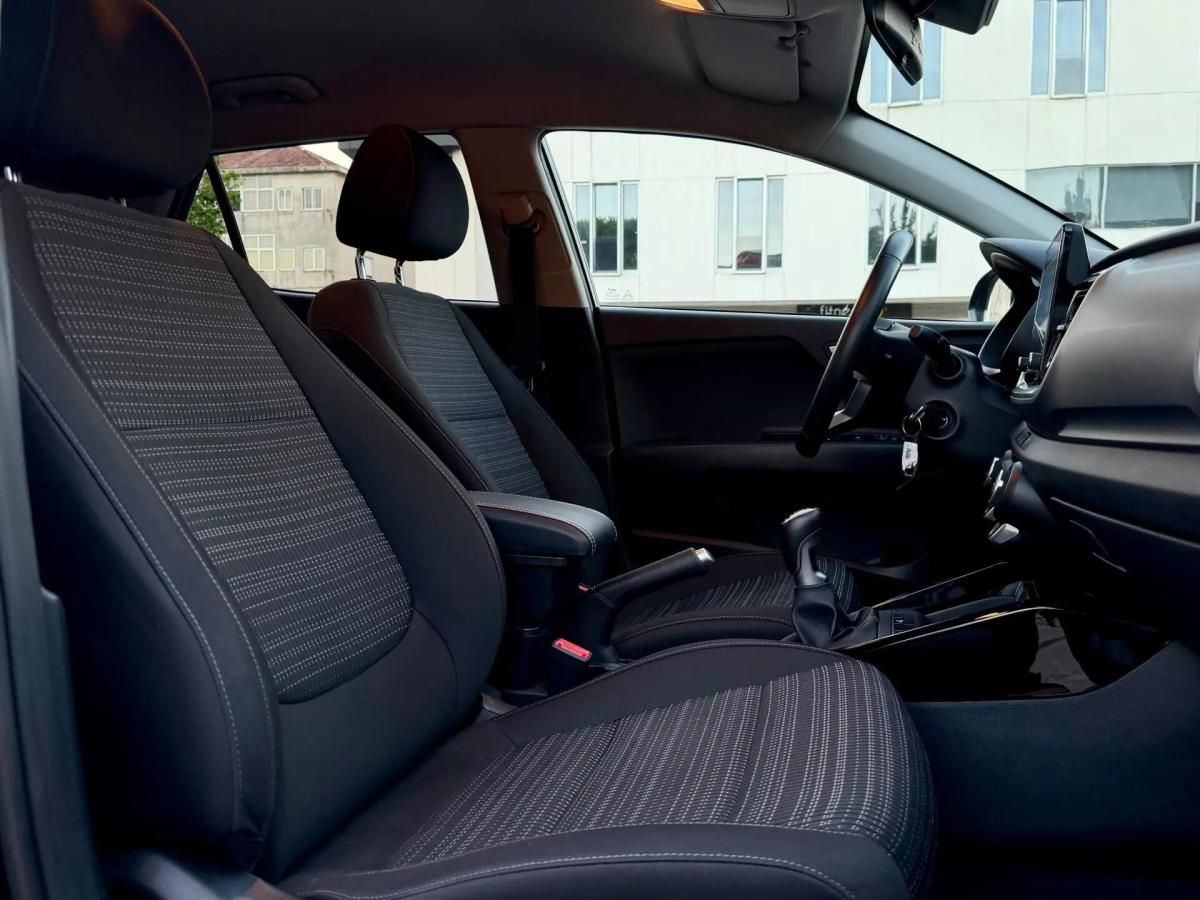 kia-stonic-2022-gasolina-999cc