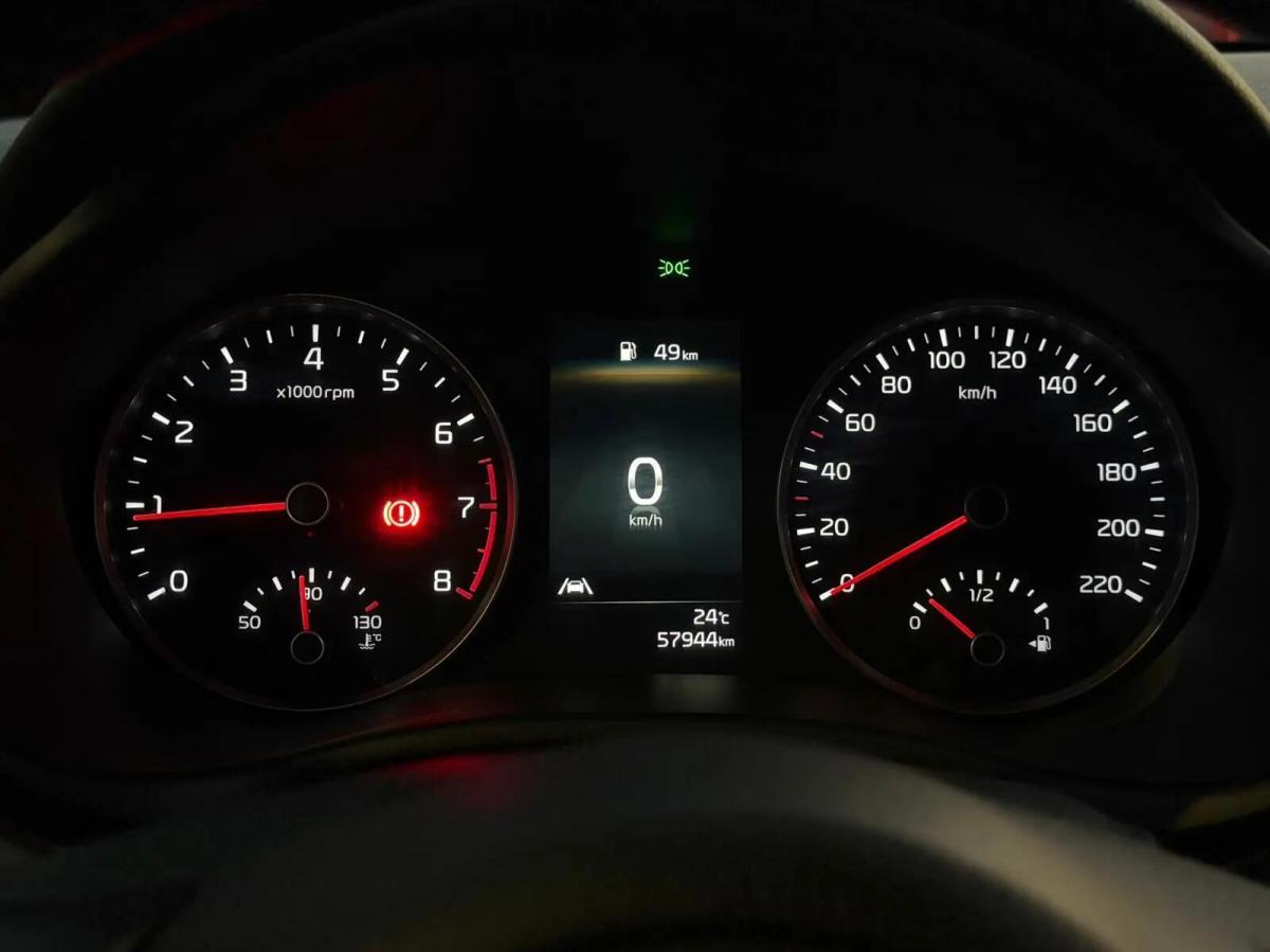 kia-stonic-2022-gasolina-999cc