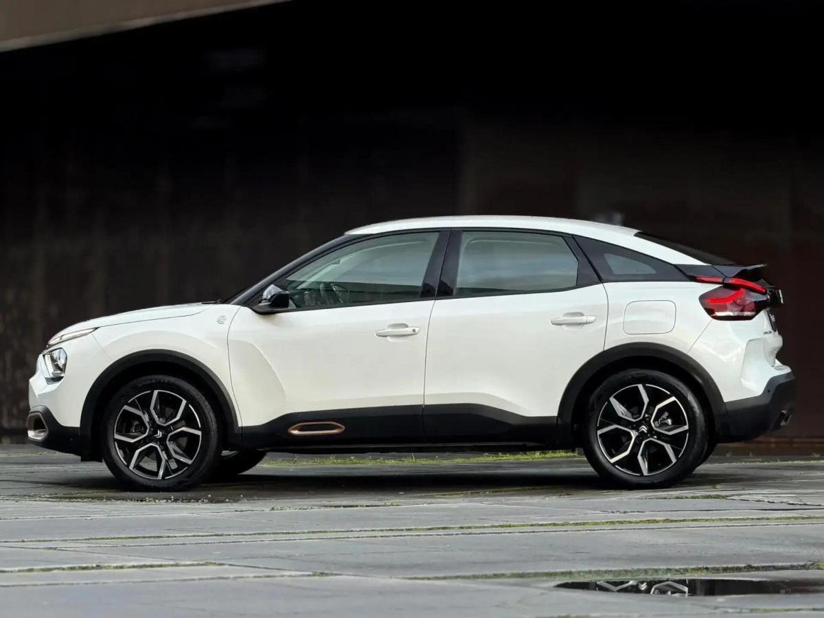 citroen-e-c4-2023-eletrico-0cc