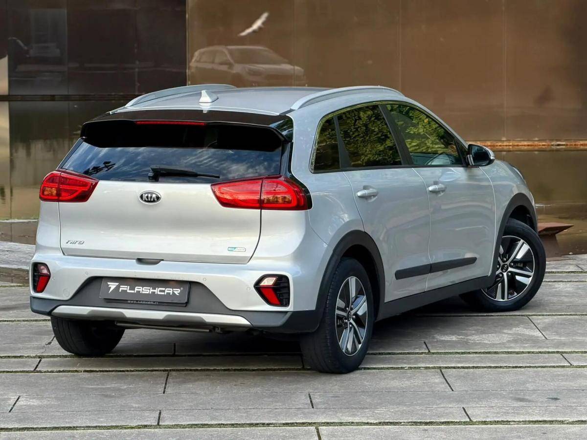 kia-niro-2020-hibrido-a-gasolina-1580cc
