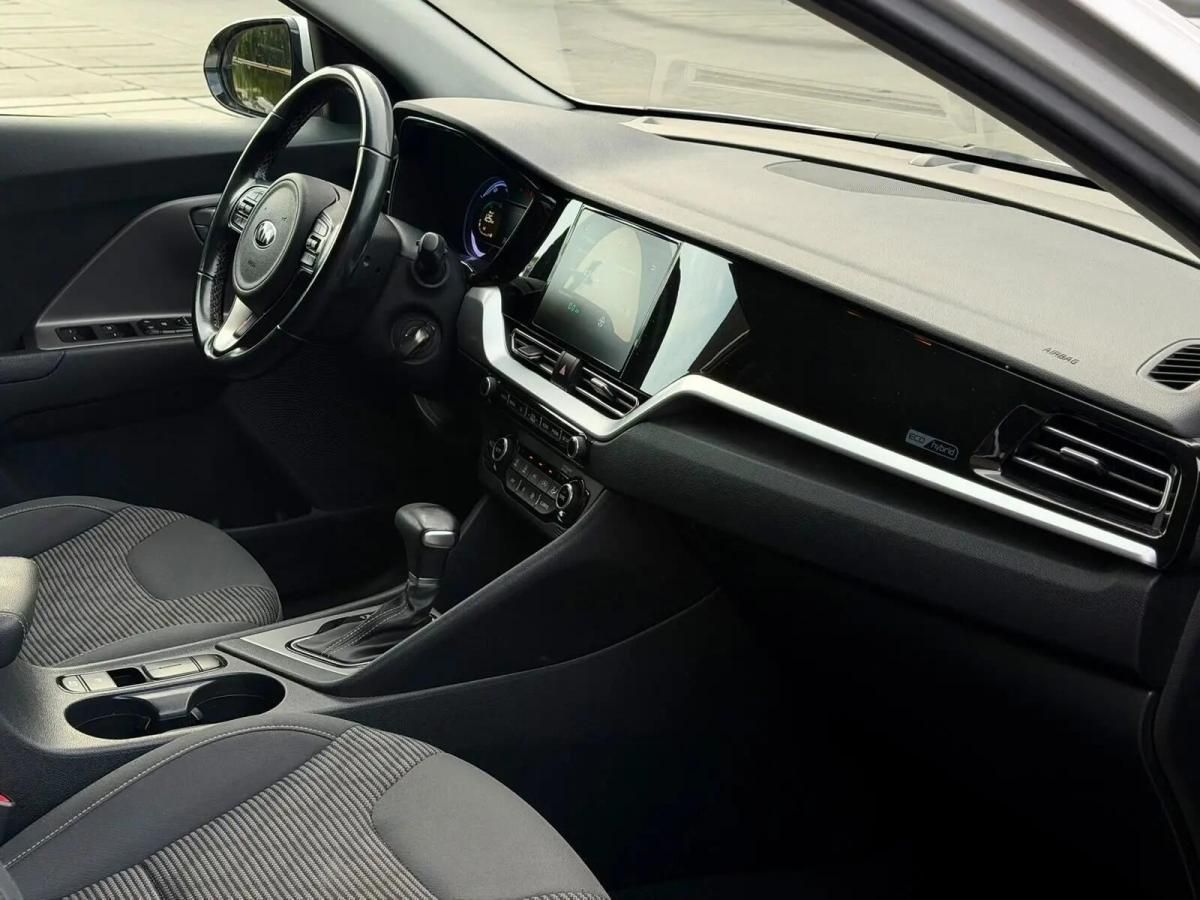 kia-niro-2020-hibrido-a-gasolina-1580cc