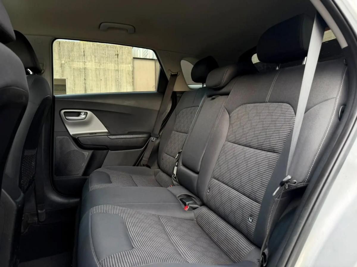 kia-niro-2020-hibrido-a-gasolina-1580cc