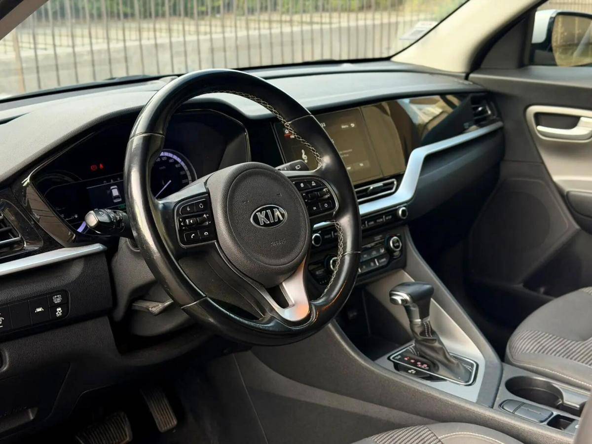 kia-niro-2020-hibrido-a-gasolina-1580cc
