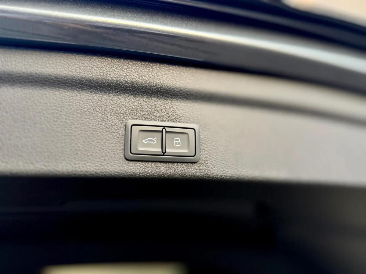 audi-a3-sportback-2025-diesel-1968cc