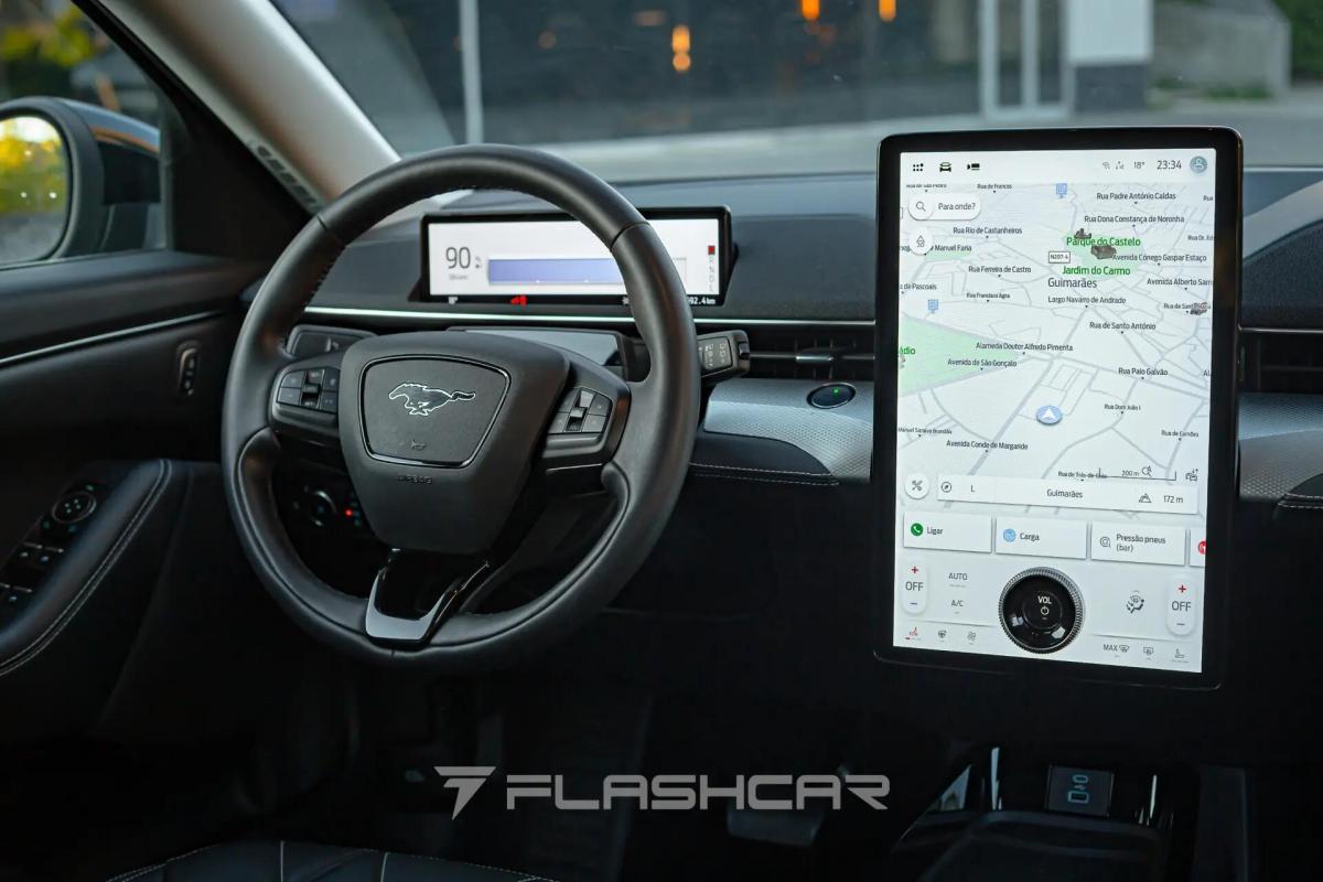ford-mustang-mach-e-2023-eletrico-0cc