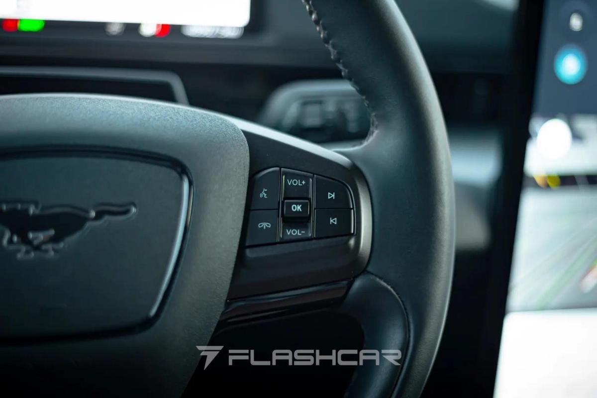 ford-mustang-mach-e-2023-eletrico-0cc