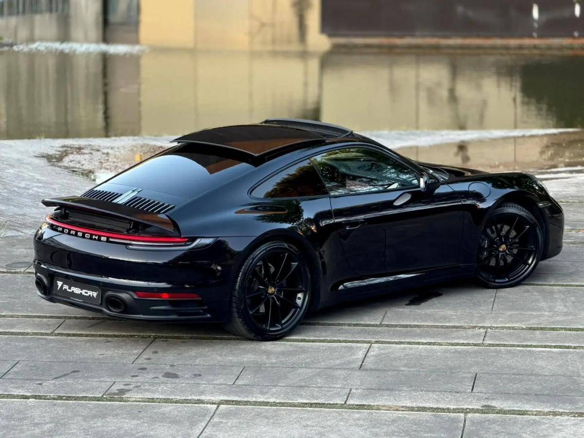 porsche-992-2020-gasolina-2981cc
