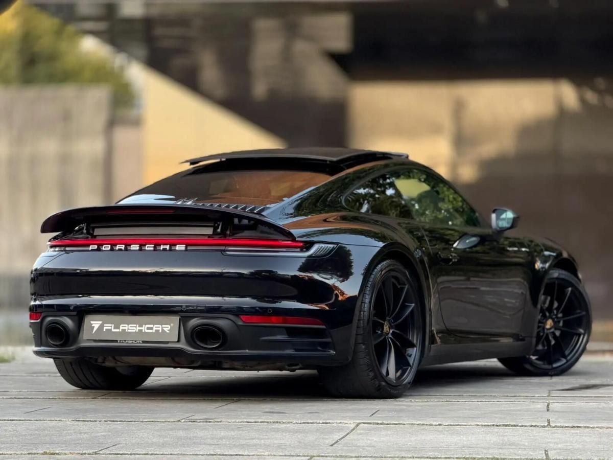 porsche-992-2020-gasolina-2981cc