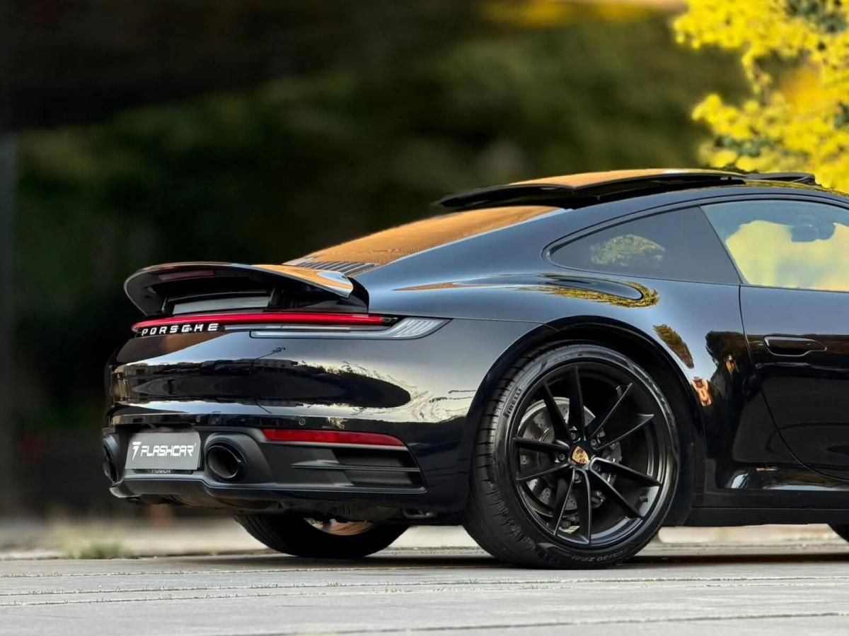 porsche-992-2020-gasolina-2981cc