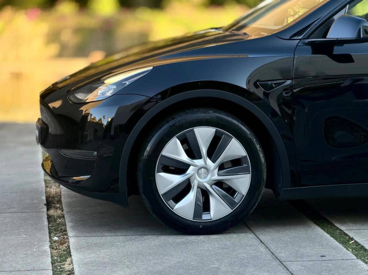 tesla-model-y-2023-eletrico-0cc