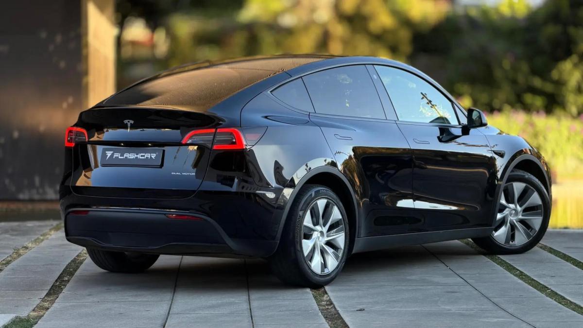 tesla-model-y-2023-eletrico-0cc