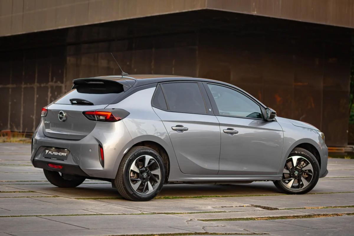 opel-corsa-e-2024-eletrico-0cc