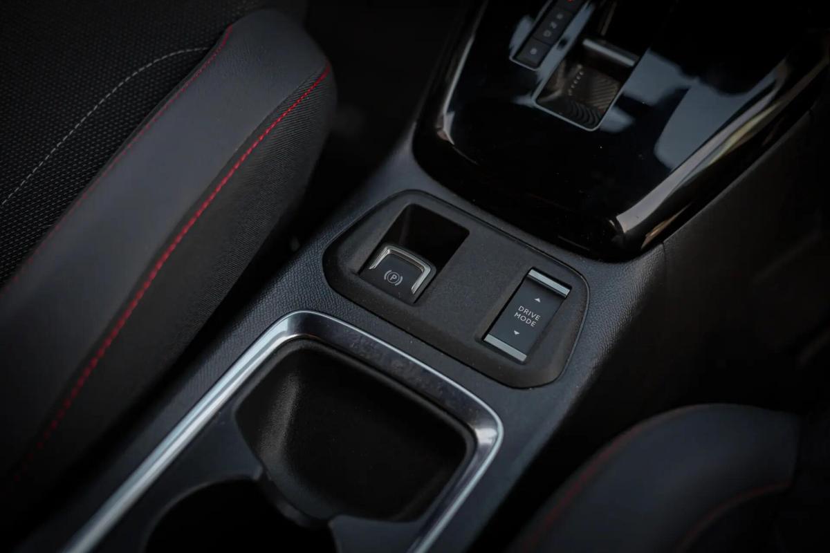 opel-corsa-e-2024-eletrico-0cc