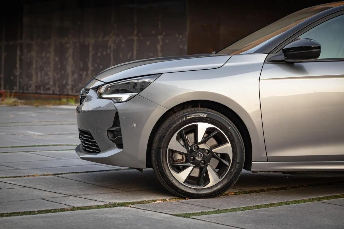 opel-corsa-e-2024-eletrico-0cc
