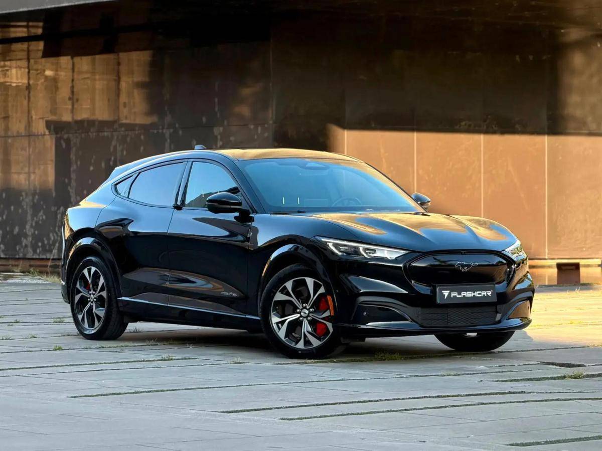 ford-mustang-mach-e-2023-eletrico-0cc
