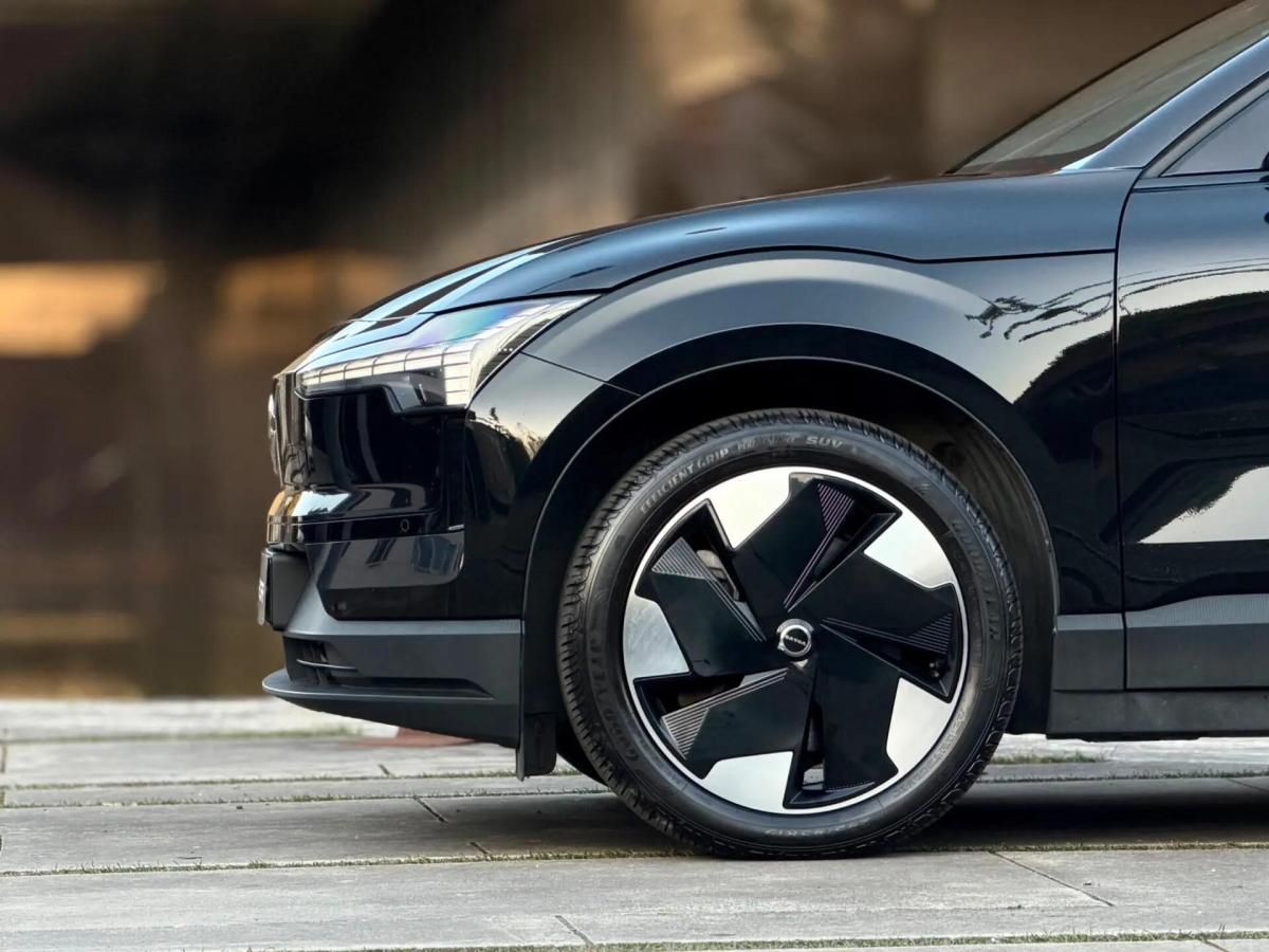 volvo-ex30-2024-eletrico-0cc