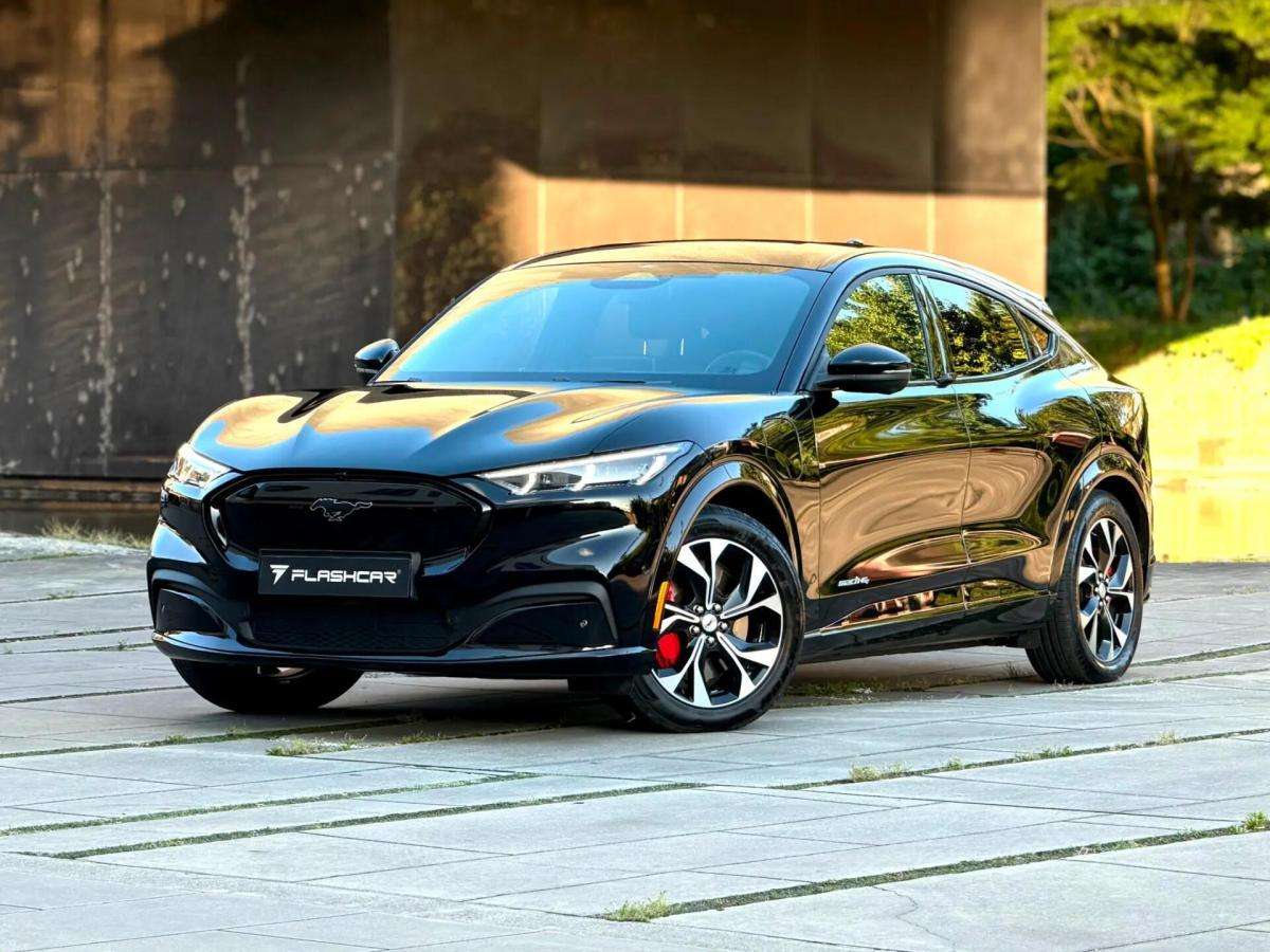 ford-mustang-mach-e-2023-eletrico-0cc