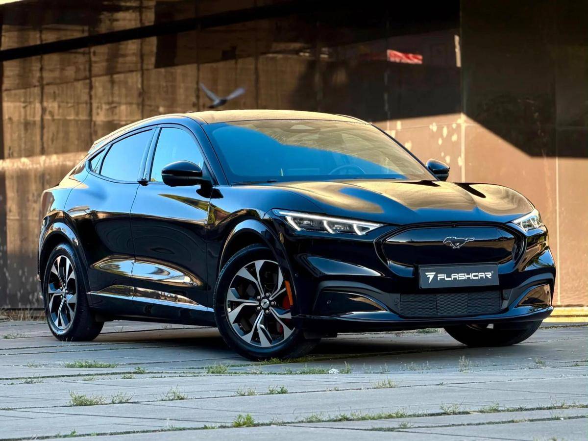 ford-mustang-mach-e-2023-eletrico-0cc