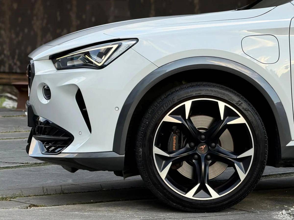 cupra-formentor-2022-hibrido-a-gasolina-1395cc