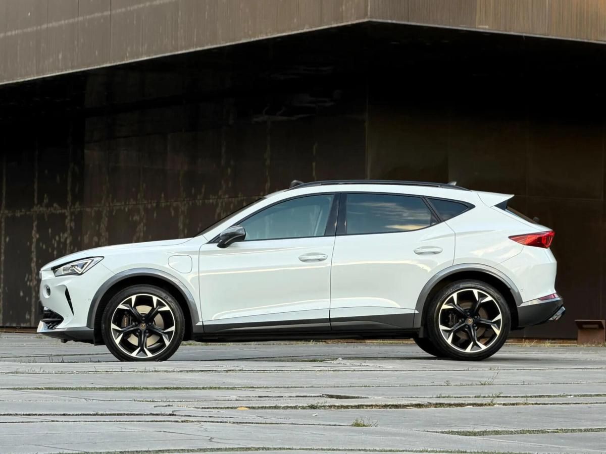 cupra-formentor-2022-hibrido-a-gasolina-1395cc