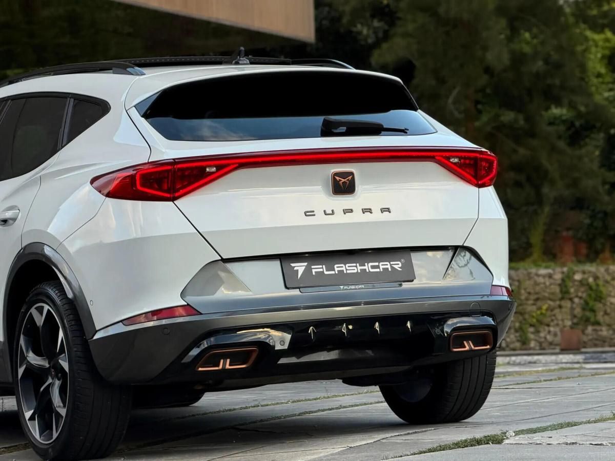 cupra-formentor-2022-hibrido-a-gasolina-1395cc