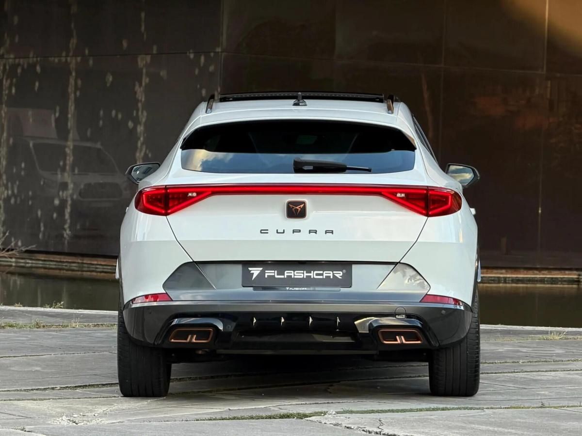 cupra-formentor-2022-hibrido-a-gasolina-1395cc