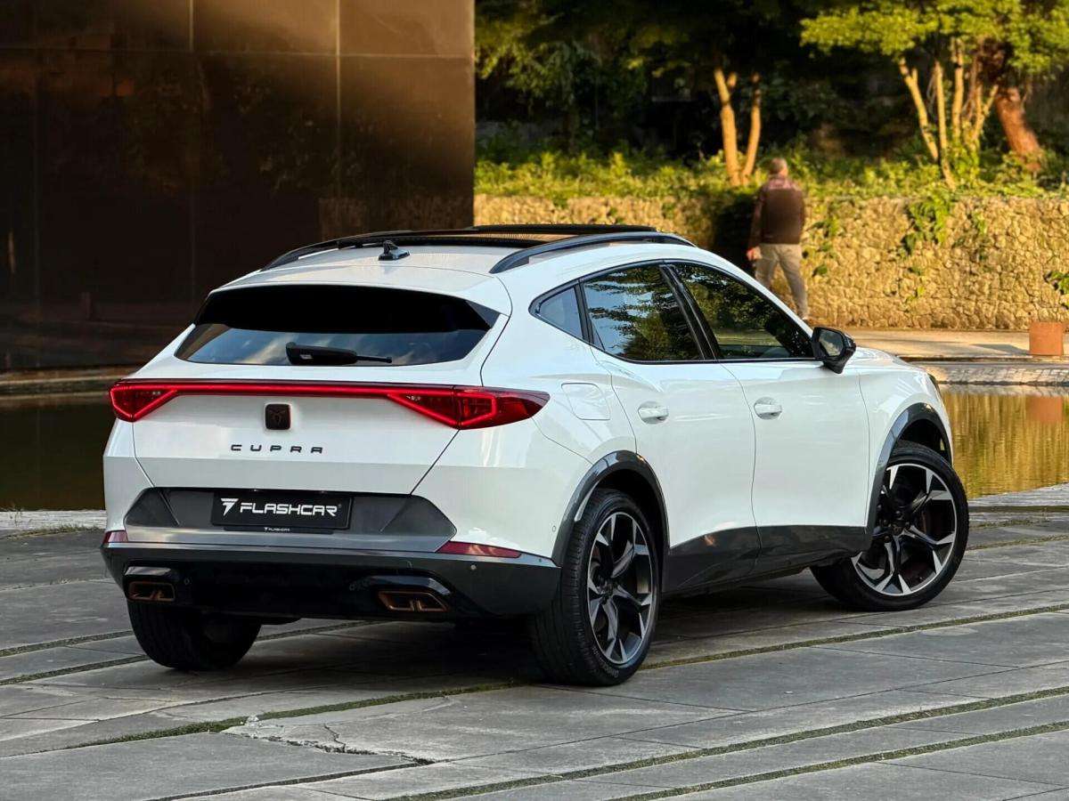 cupra-formentor-2022-hibrido-a-gasolina-1395cc