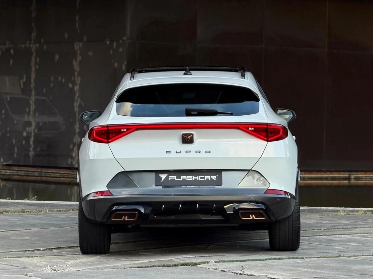 cupra-formentor-2022-hibrido-a-gasolina-1395cc
