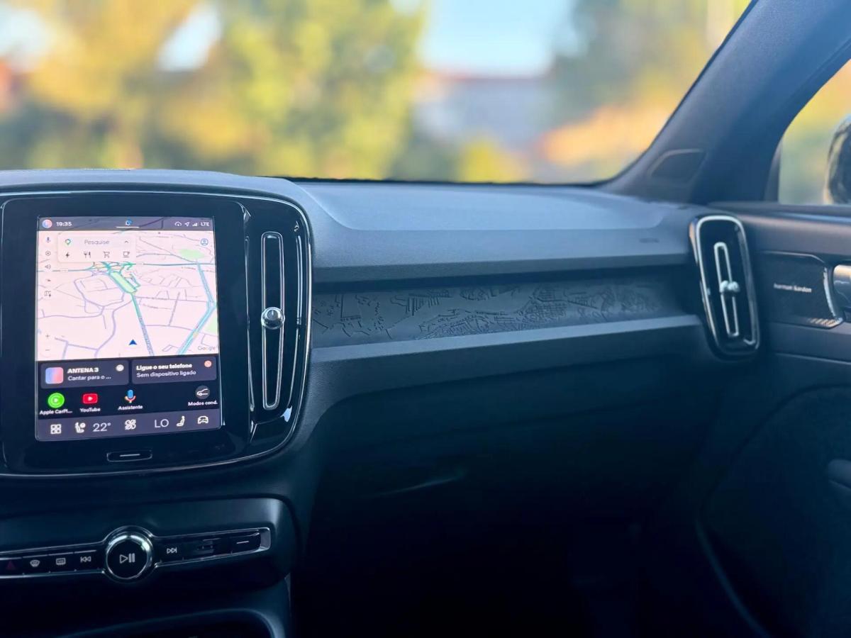 volvo-c40-2023-eletrico-0cc