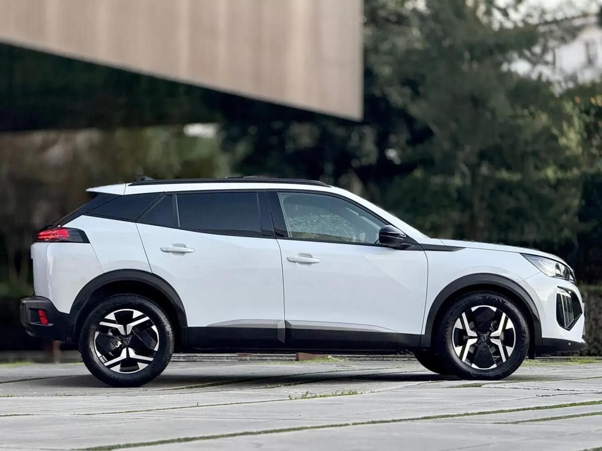 peugeot-2008-2024-gasolina-1199cc
