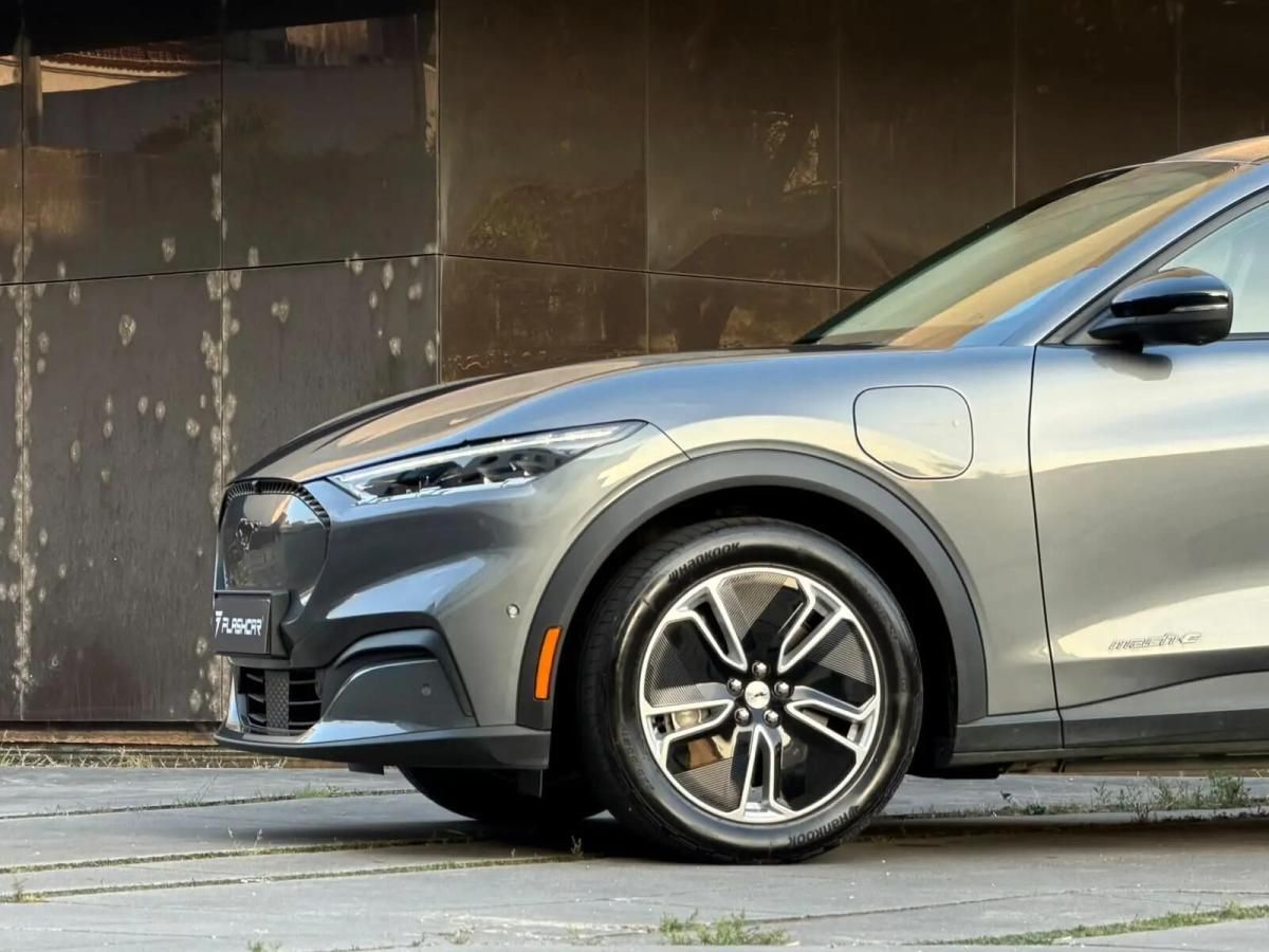 ford-mustang-mach-e-2024-eletrico-0cc