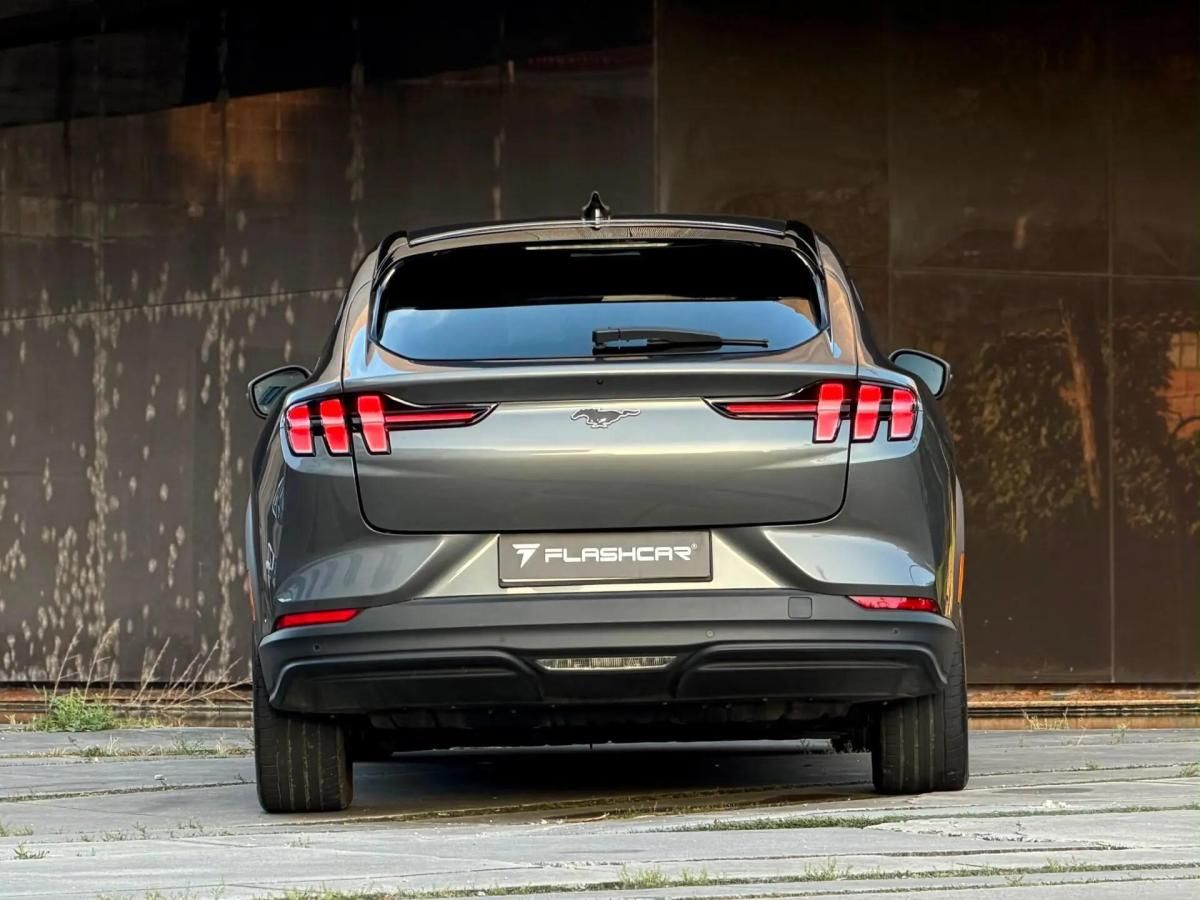 ford-mustang-mach-e-2024-eletrico-0cc