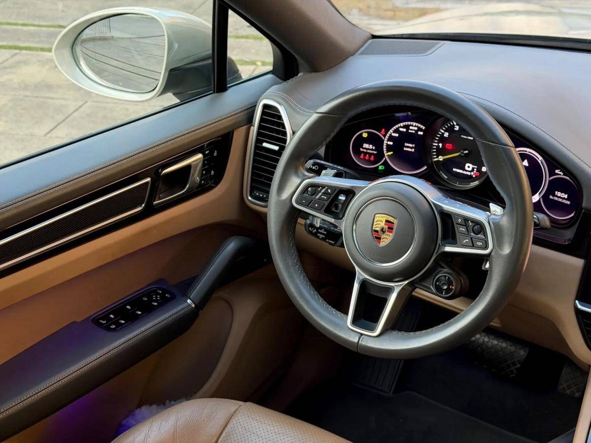 porsche-cayenne-2021-hibrido-a-gasolina-2995cc