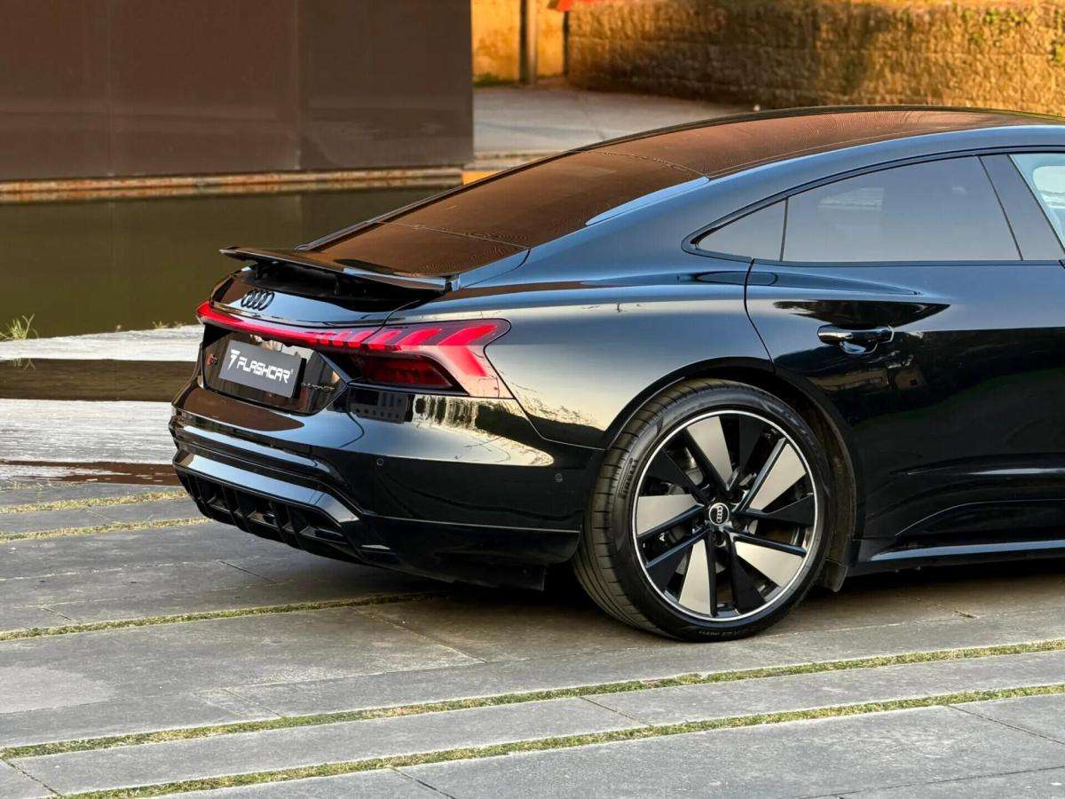 audi-e-tron-gt-2022-eletrico-0cc