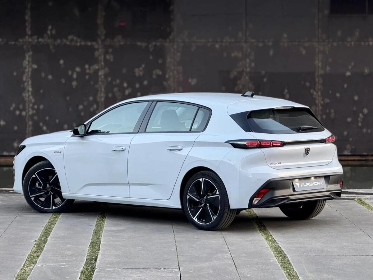 peugeot-e-308-2025-eletrico-0cc