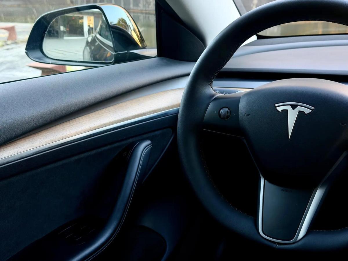 tesla-model-3-2022-eletrico-0cc