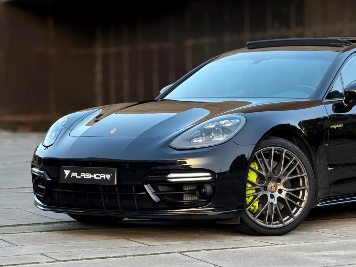 porsche-panamera-sport-turismo-2024-hibrido-a-gasolina-2894cc