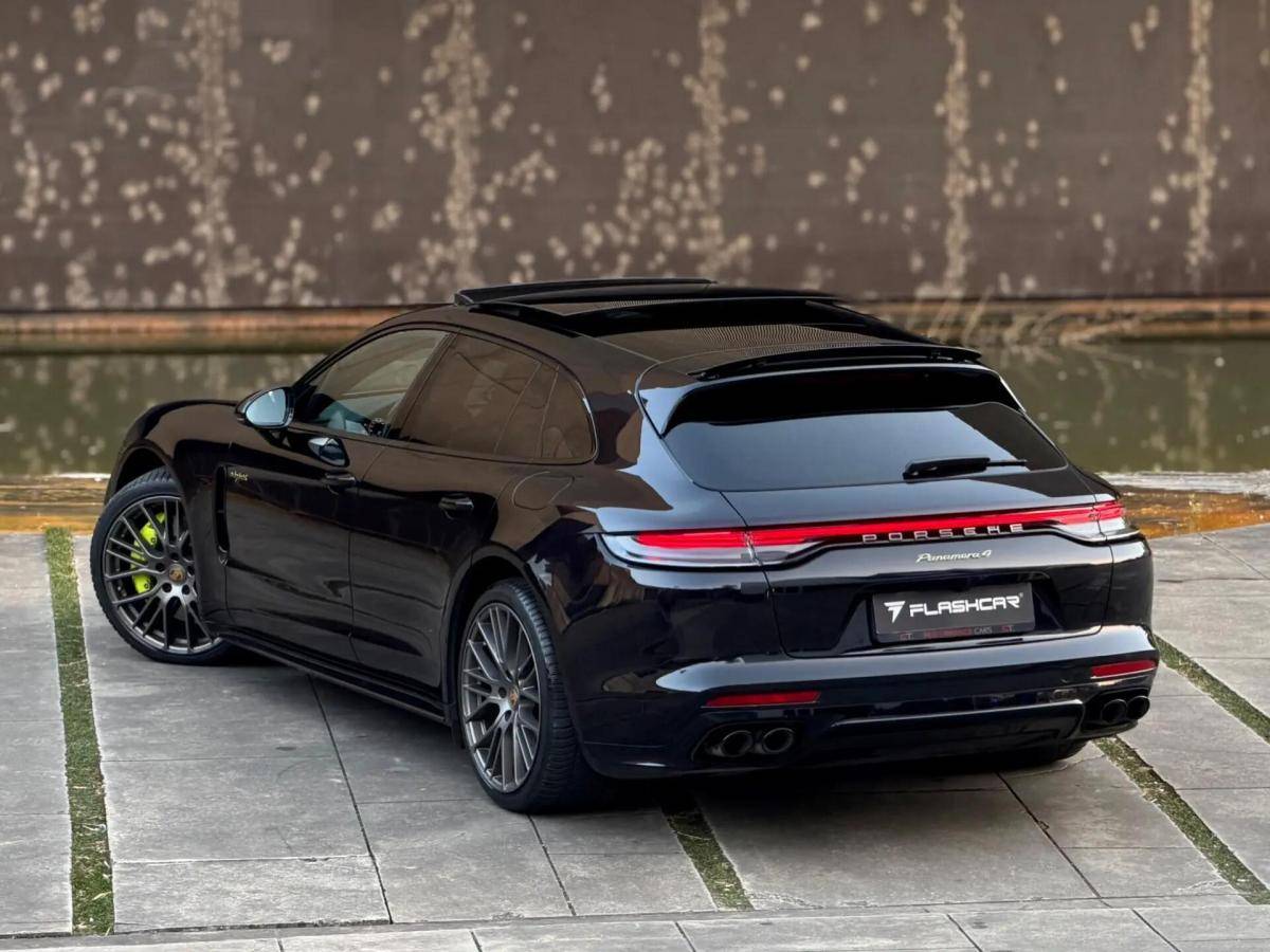 porsche-panamera-sport-turismo-2024-hibrido-a-gasolina-2894cc