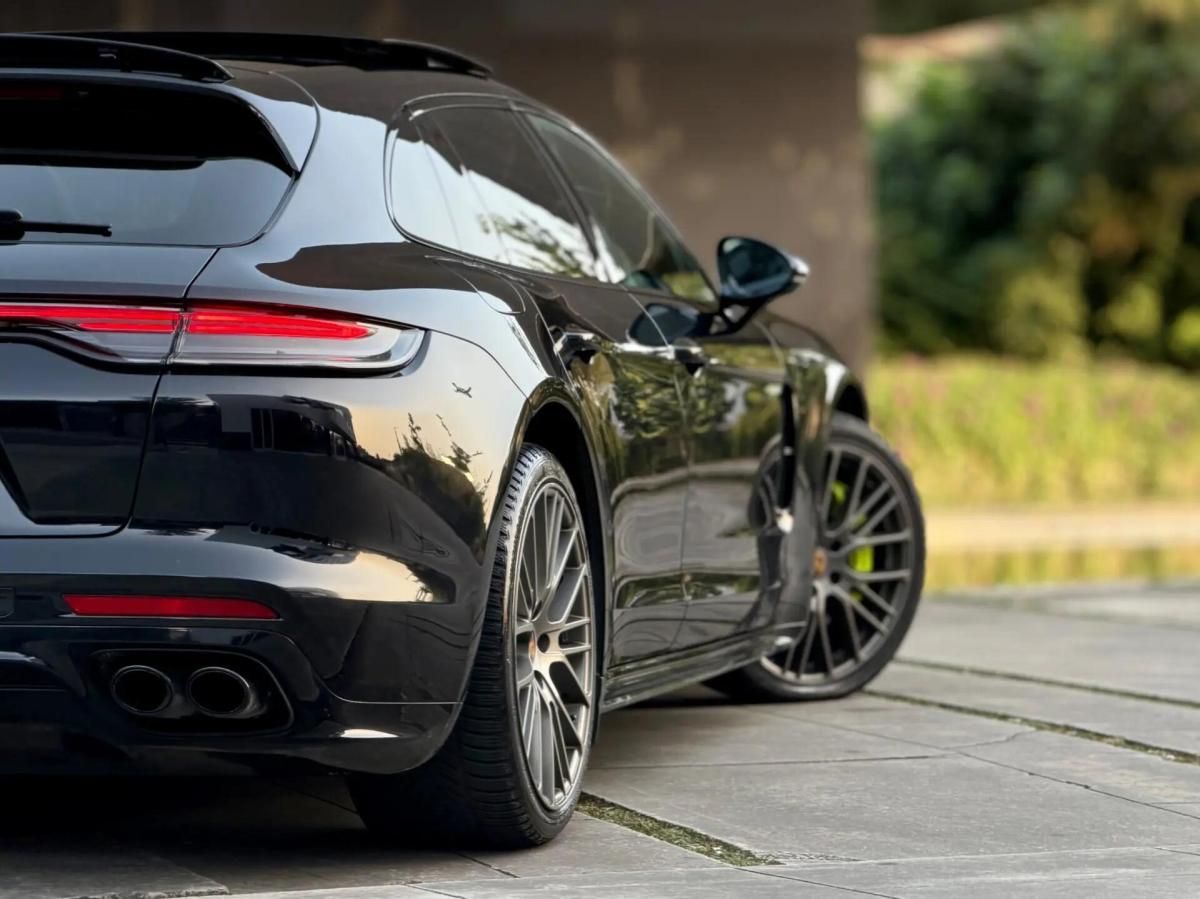 porsche-panamera-sport-turismo-2024-hibrido-a-gasolina-2894cc