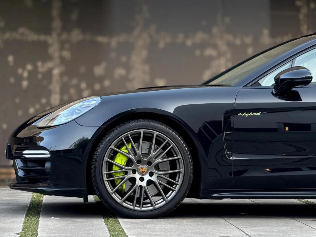 porsche-panamera-sport-turismo-2024-hibrido-a-gasolina-2894cc