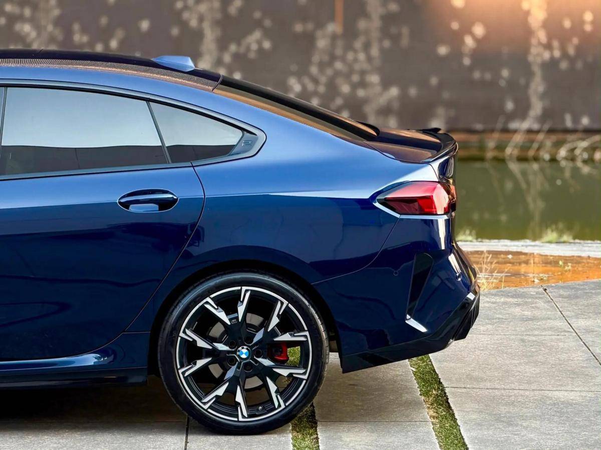bmw-serie-2-220i-2025-hibrido-a-gasolina-1499cc
