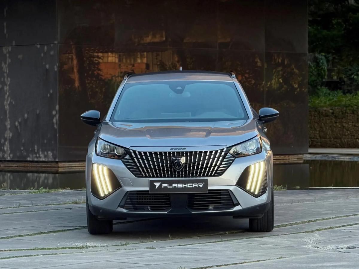 peugeot-2008-2024-gasolina-1199cc